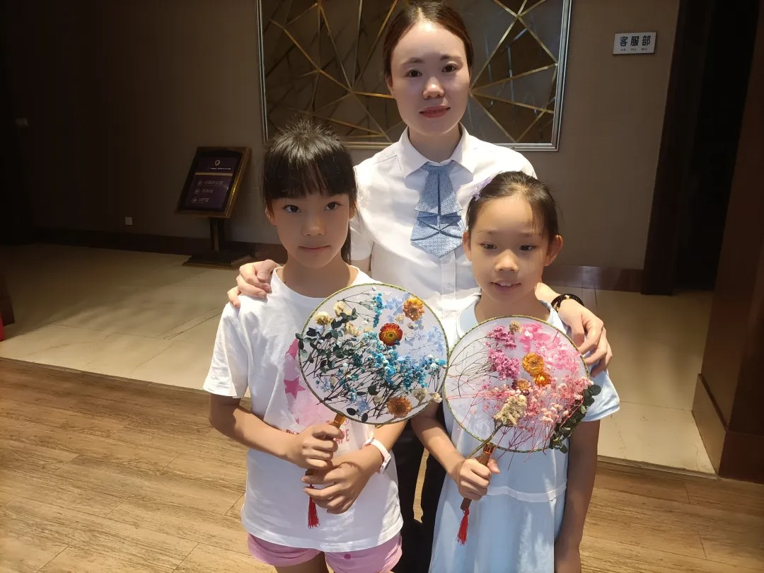 珠光物业“浓情物业心，感恩母亲节”活动特辑